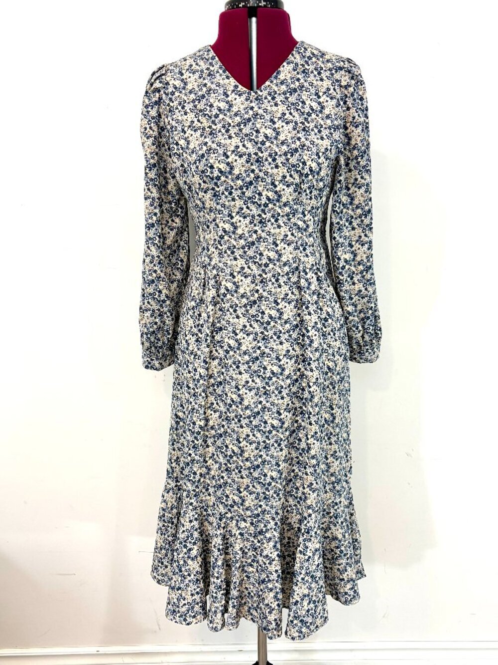 SANYE FLoral Blue Long Sleeve Midi Spring Dress Boho Pleated V Neck Ruff sz M